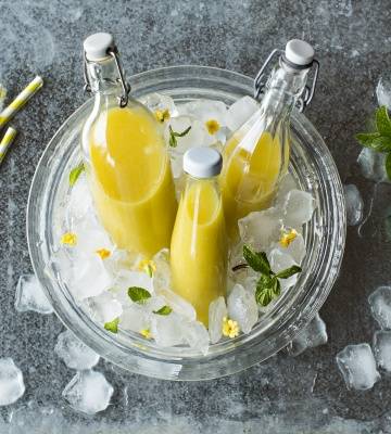 Caotina mango and ginger smoothie